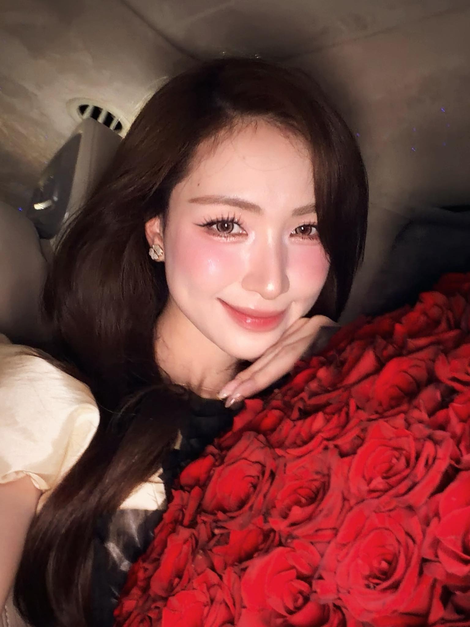 "Ho&agrave; Minzy sinh con g&aacute;i" lọt t&igrave;m kiếm, chuyện g&igrave; đ&acirc;y?- Ảnh 8.