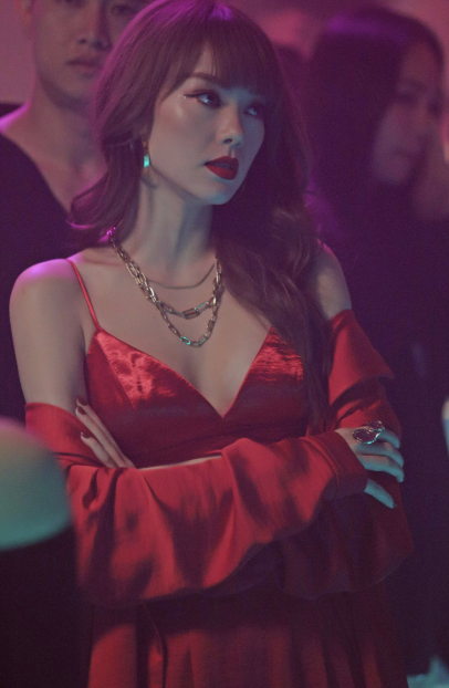 Mỹ nh&acirc;n Việt duy nhất đổi đời nhờ 1 c&acirc;u thoại: Mua 20.000m2 đất chỉ để nu&ocirc;i g&agrave;, sở hữu 4 biệt thự triệu đ&ocirc;- Ảnh 3.