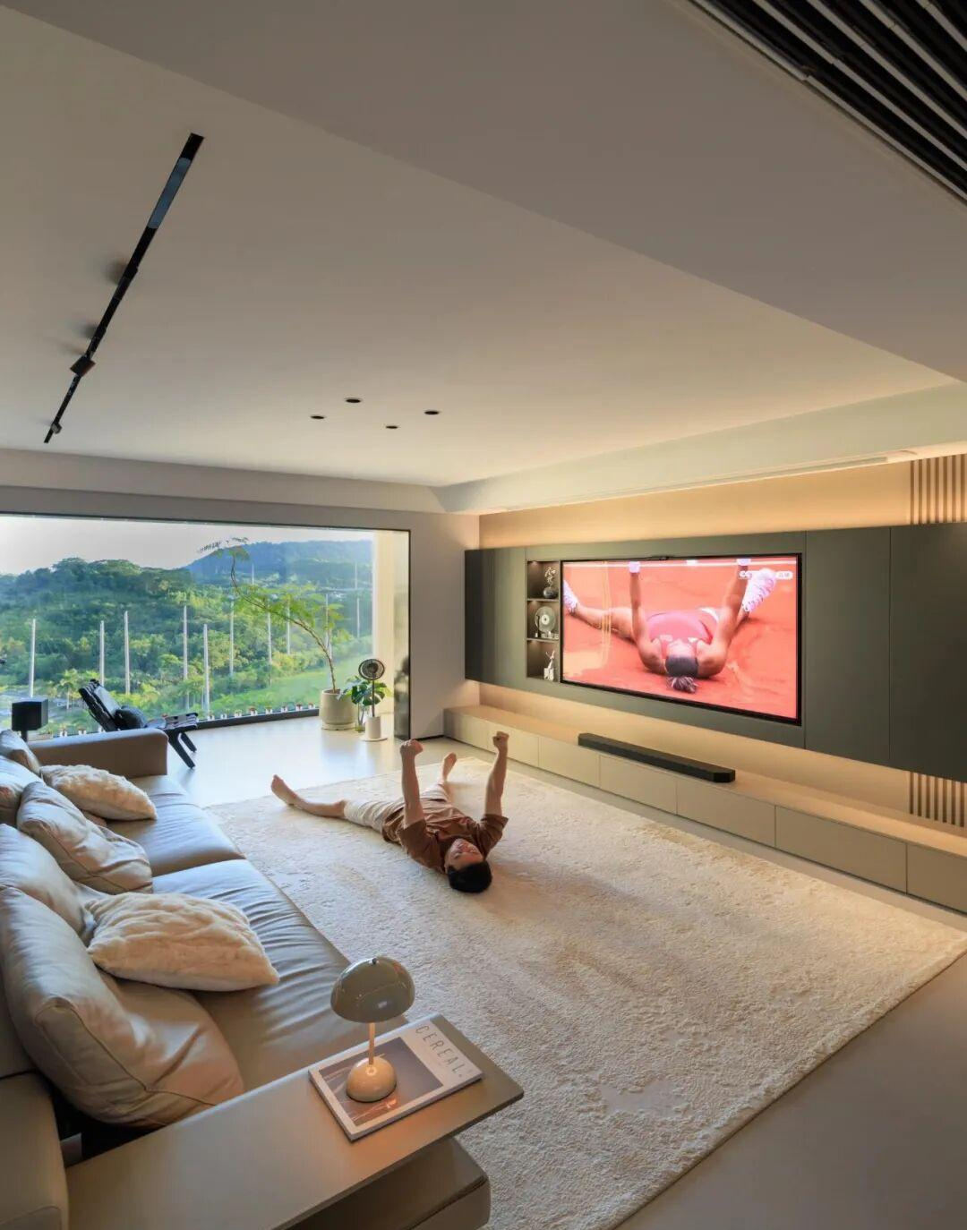 Ph&ograve;ng kh&aacute;ch kh&ocirc;ng c&ograve;n b&agrave;n c&agrave; ph&ecirc;: Xu hướng mới khiến nhiều gia đ&igrave;nh bất ngờ v&igrave; nh&agrave; rộng hơn, sống tiện hơn- Ảnh 5.