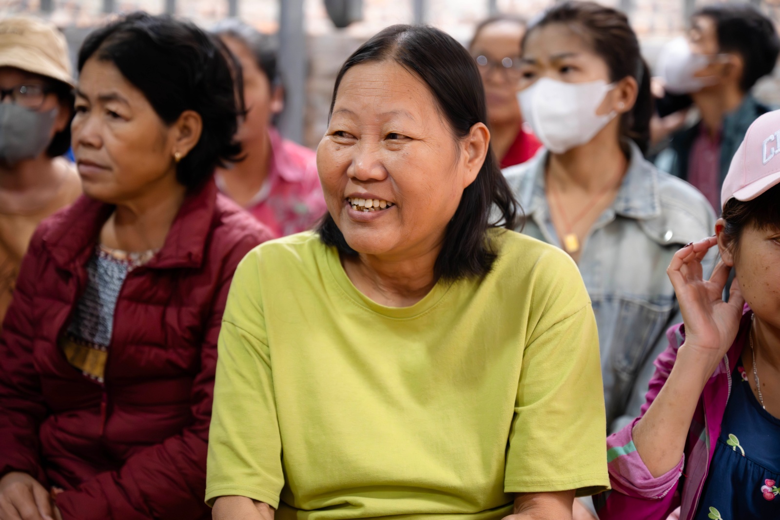 C&oacute; một x&oacute;m ở H&agrave; Nội, nơi phụ nữ đếm thời gian bằng những ca lọc m&aacute;u- Ảnh 17.