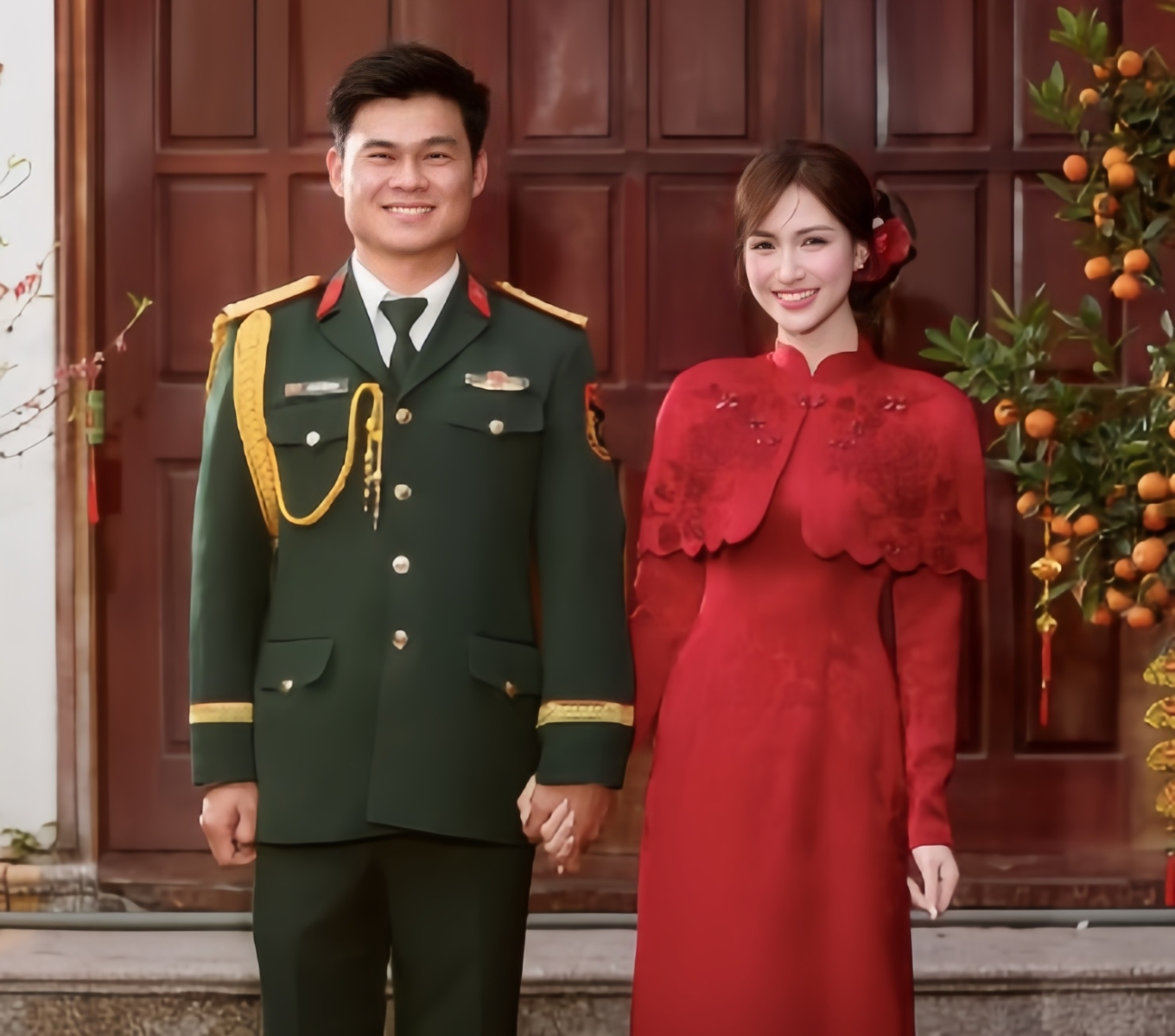 Đại &uacute;y qu&acirc;n đội đang y&ecirc;u Ho&agrave; Minzy: Follow chỉ m&igrave;nh em, c&ugrave;ng nữ ca sĩ k&iacute;n đ&aacute;o l&agrave;m điều đặc biệt hơn 2 năm trước- Ảnh 1.