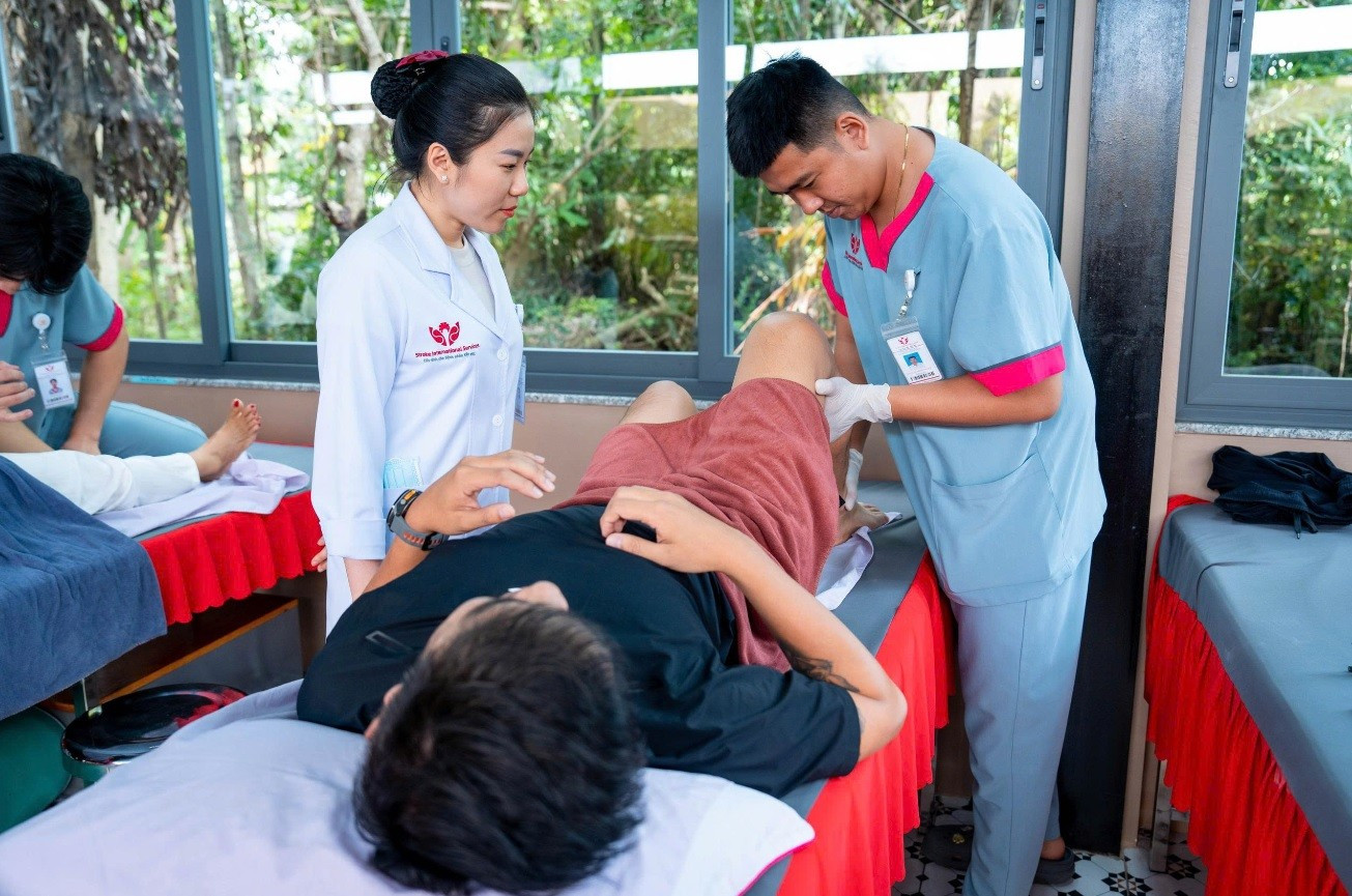 Lần đầu phẫu thuật t&aacute;i tạo d&acirc;y chằng khớp gối tại ĐBSCL- Ảnh 2.