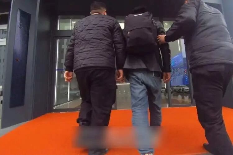 Bị lừa gần 400 triệu đồng, người phụ nữ vẫn chủ động hẹn đưa th&ecirc;m 1,3 tỷ cho kẻ lừa đảo: &ldquo;T&ocirc;i c&oacute; kế hoạch ri&ecirc;ng&rdquo;- Ảnh 3.