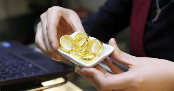 Gi&aacute; v&agrave;ng h&ocirc;m nay 7/3: V&agrave;ng nhẫn lỗ 3,9 triệu đồng/lượng sau 1 ng&agrave;y- Ảnh 1.