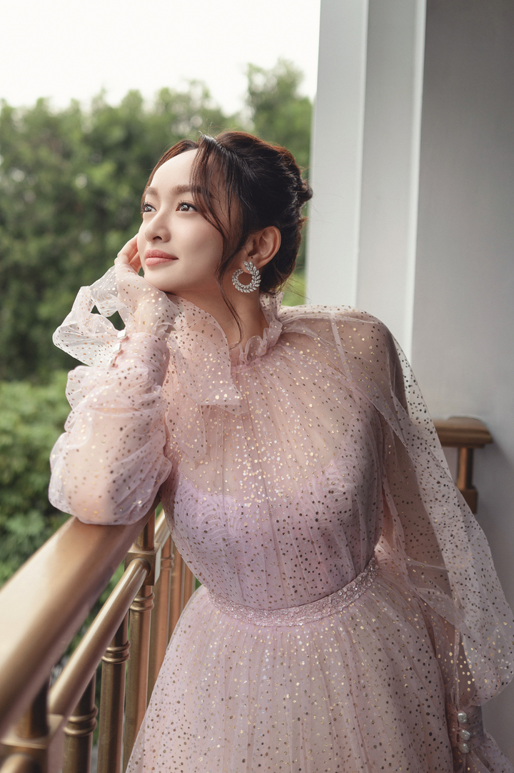 Mỹ nh&acirc;n Việt cao 1m50 được đề cử 100 gương mặt đẹp nhất thế giới l&agrave; ai?- Ảnh 10.