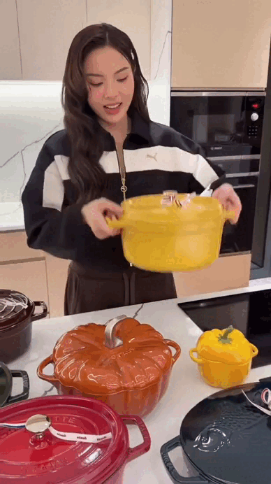 Kỳ Duy&ecirc;n đập hộp bộ nồi ni&ecirc;u gi&aacute; chấn động, Thi&ecirc;n &Acirc;n b&igrave;nh luận ngay 1 c&acirc;u- Ảnh 9.