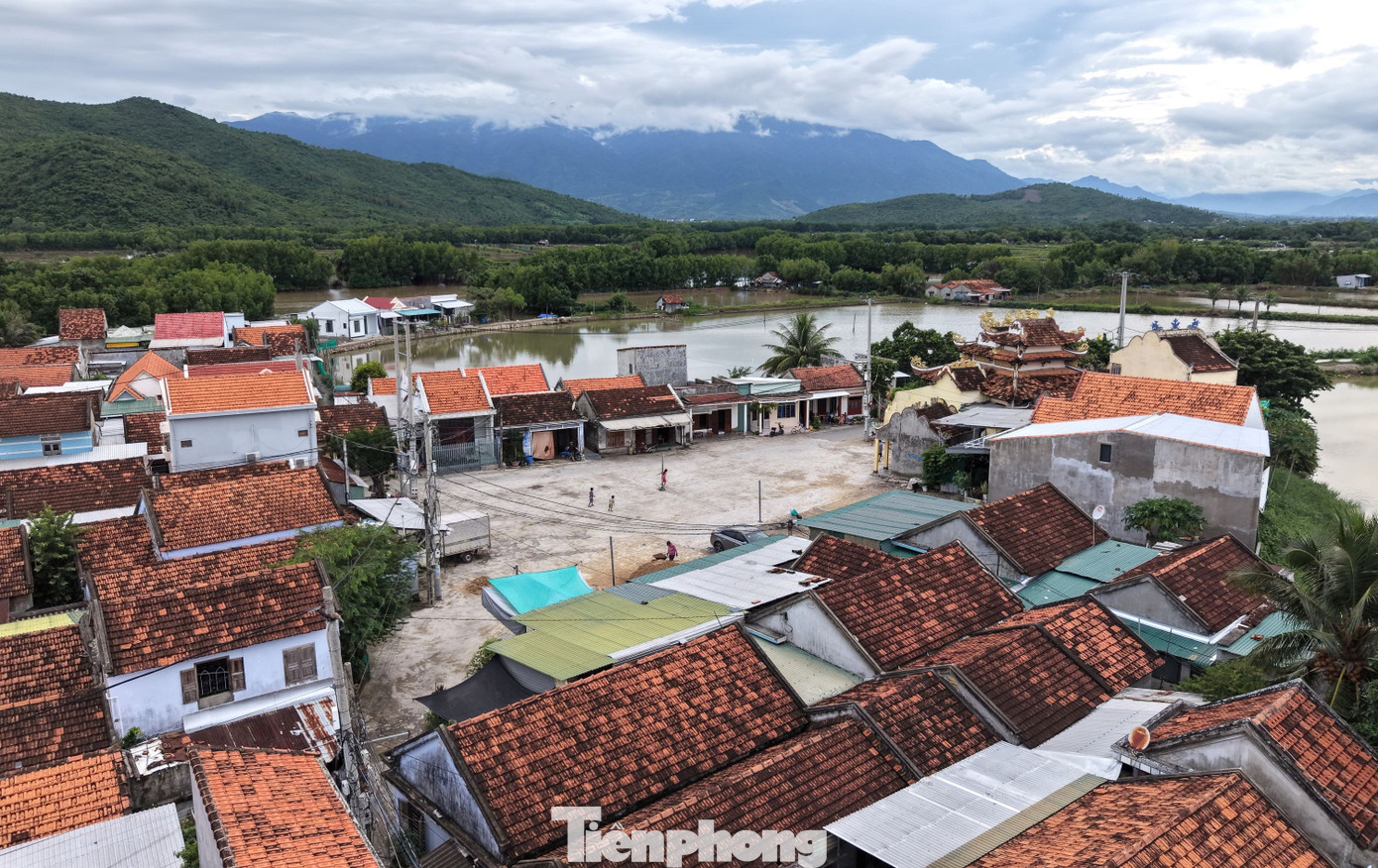 'Ốc đảo c&ocirc; đơn' h&igrave;nh c&aacute;nh diều g&acirc;y sốt ở Kh&aacute;nh H&ograve;a- Ảnh 14.