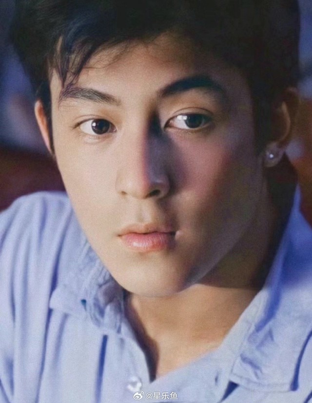 "Badboy kh&eacute;t tiếng" gầy rộc gi&agrave; ch&aacute;t g&acirc;y sốc, v&igrave; 1.300 tấm ảnh m&agrave; vĩnh viễn bị showbiz "cấm cửa"- Ảnh 9.