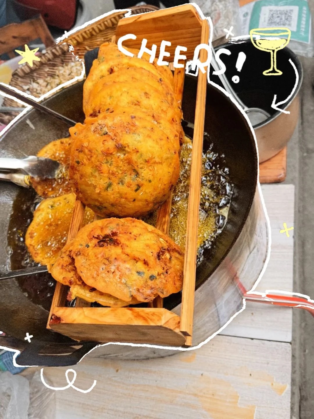 Kh&aacute;m ph&aacute; 6 m&oacute;n ăn lề đường "đỉnh n&oacute;c" khiến d&acirc;n bản địa m&ecirc; mẩn ở Tứ Xuy&ecirc;n, m&oacute;n số 6 giống hệt b&aacute;nh m&igrave; ph&aacute; lấu Việt Nam!- Ảnh 17.