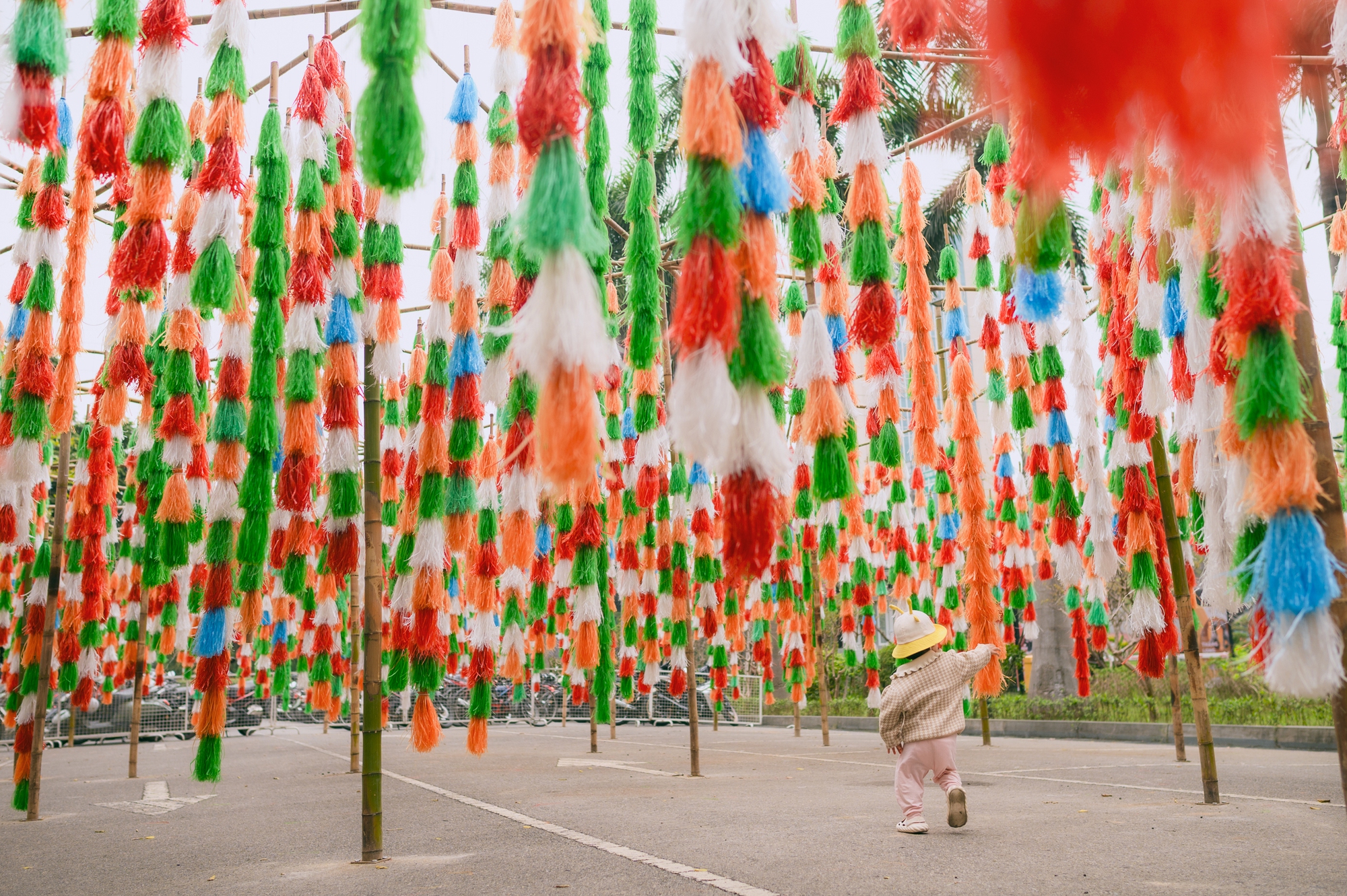 Đem cả x&aacute;c m&aacute;y bay v&agrave; vỏ bom ra trưng b&agrave;y, 2 kh&ocirc;ng gian nghệ thuật mới ở Bảo t&agrave;ng H&agrave; Nội khiến nhiều người nổi da g&agrave;- Ảnh 18.