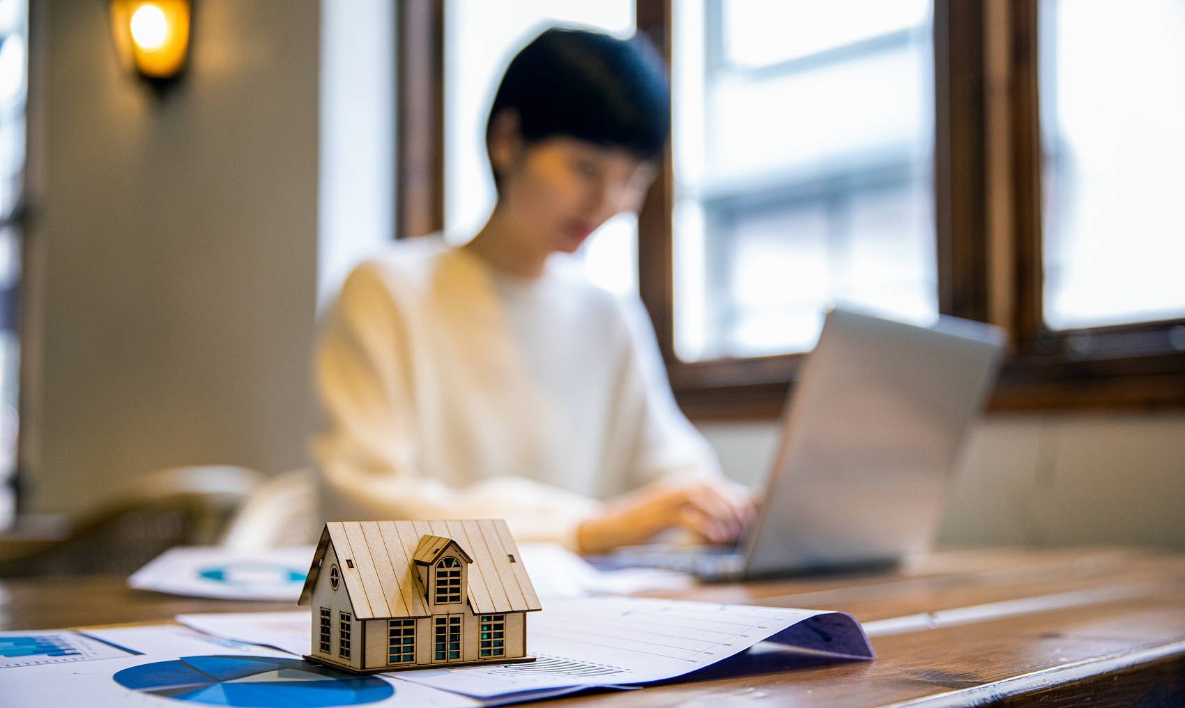 C&oacute; nh&agrave; trước, c&oacute; chồng sau: Mua nh&agrave; khi c&ograve;n độc th&acirc;n, ch&uacute;ng ta chỉ c&oacute; được - kh&ocirc;ng c&oacute; mất!- Ảnh 4.