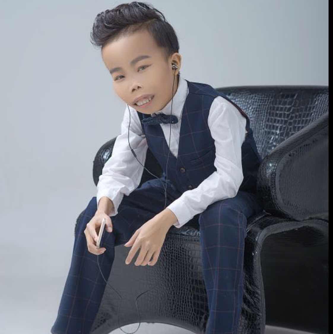 T&igrave;nh h&igrave;nh hiện tại của "Thiếu gia xấu nhất Trung Quốc"- Ảnh 2.