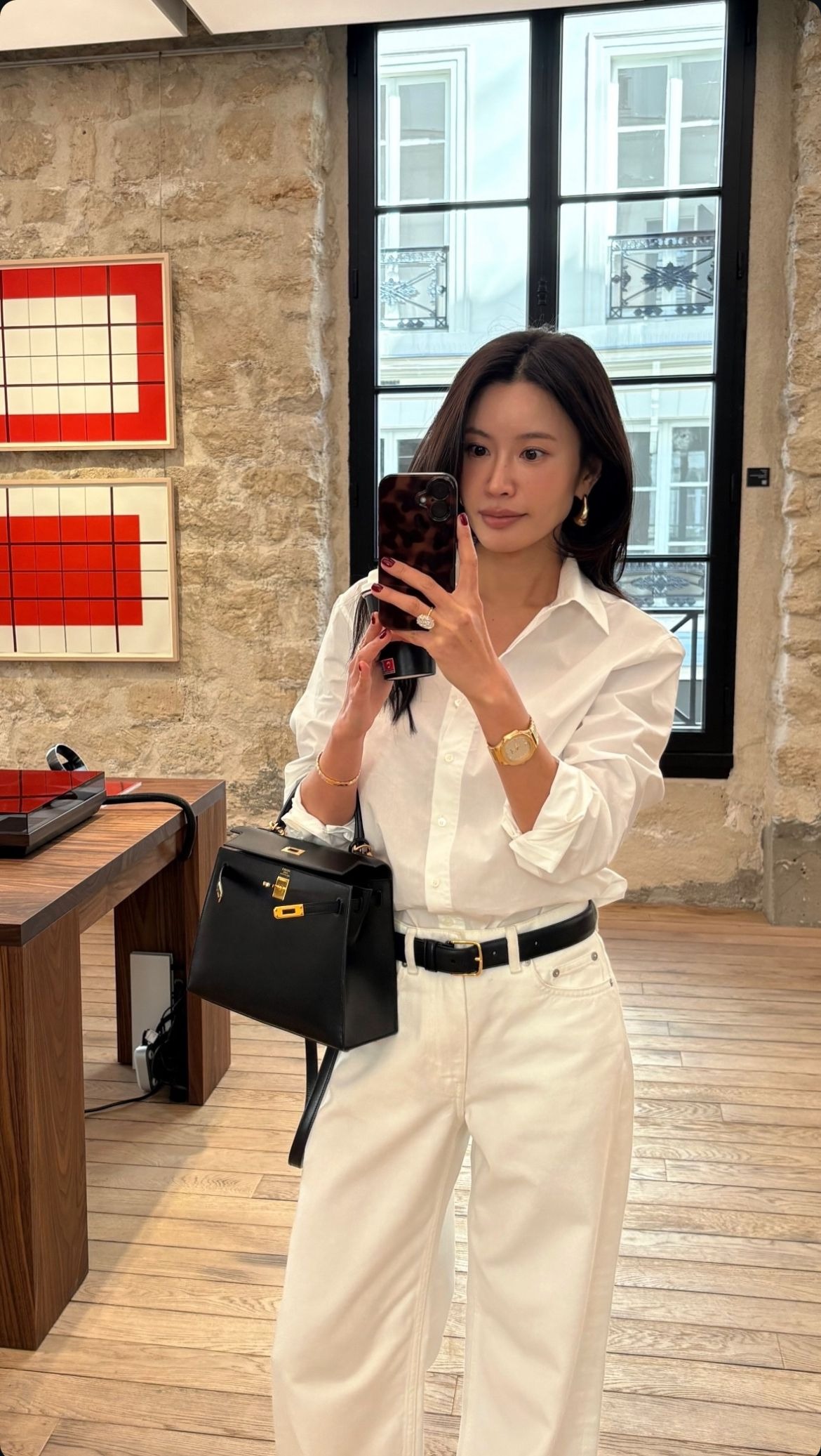 5 m&oacute;n thời trang đẹp "bất tử", n&agrave;ng n&agrave;o cũng n&ecirc;n c&oacute; trong tủ đồ- Ảnh 1.