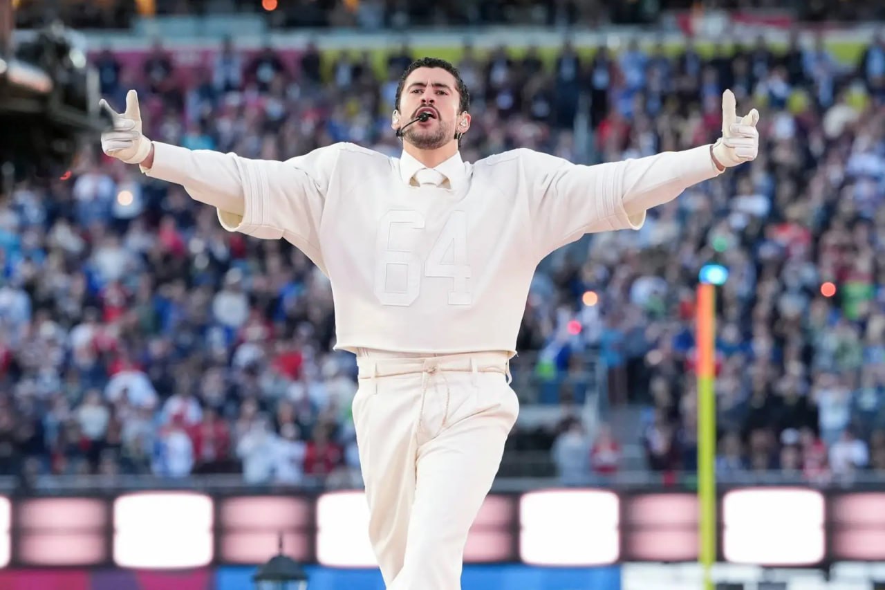 Ch&agrave;ng trai th&acirc;n mật kho&aacute;c vai Lisa (BLACKPINK): Gi&agrave;nh giải Grammy, lập kỷ lục 4,1 tỷ views vẫn bị Tổng thống Trump ch&ecirc;- Ảnh 7.