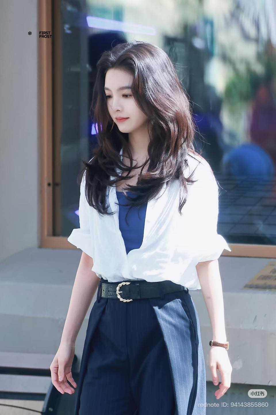 Bạch nguyệt quang Cbiz ch&agrave;o camera 1 gi&acirc;y m&agrave; lụy 9 th&aacute;ng 10 ng&agrave;y: Visual "chặt đẹp" Getty Images, style basic m&agrave; xinh đi&ecirc;n- Ảnh 9.