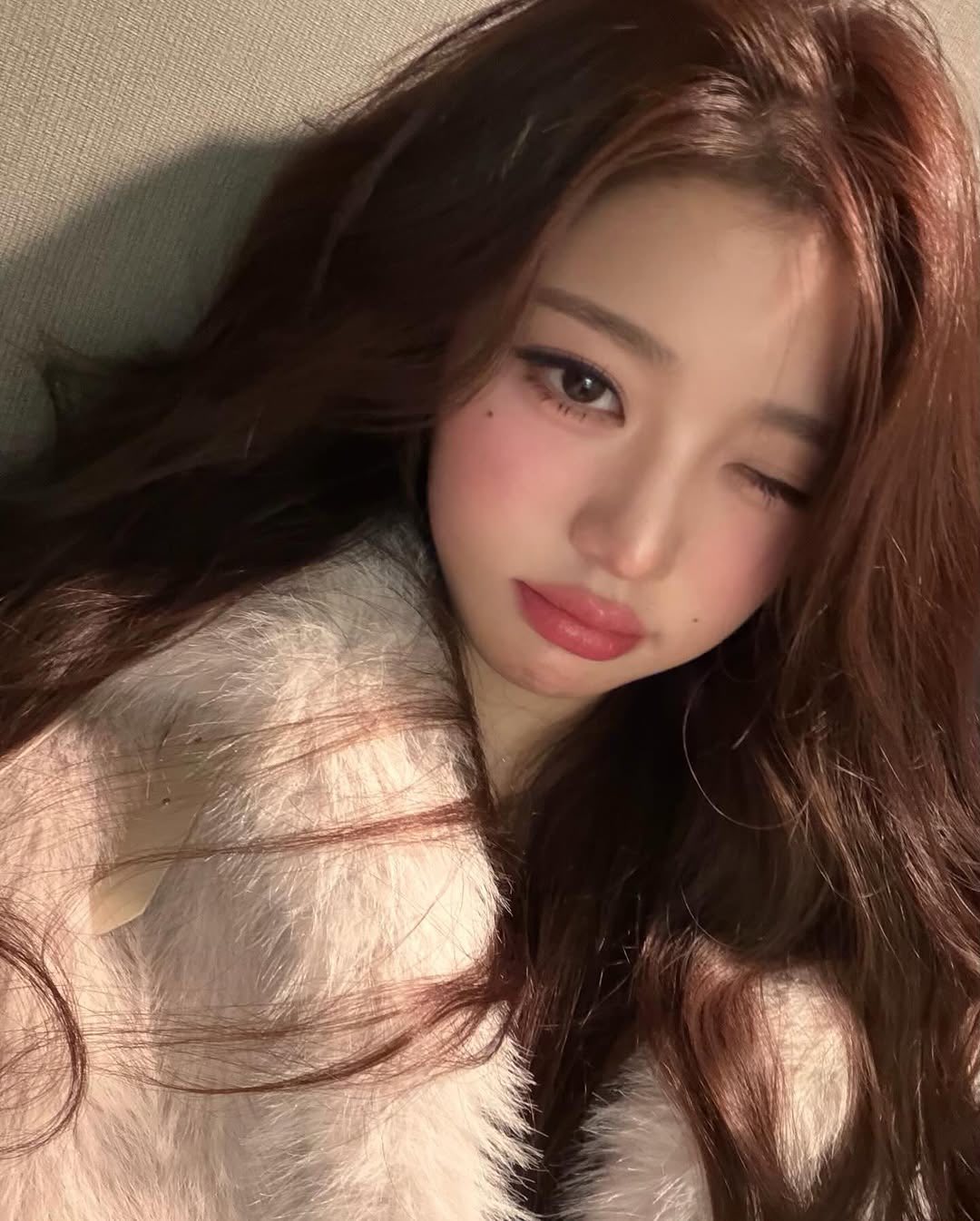 C&ocirc;ng ch&uacute;a Kpop bị gh&eacute;t nhất hiện tại: Li&ecirc;n ho&agrave;n &ldquo;phốt&rdquo; th&aacute;i độ, &aacute;m ảnh center đến căng thẳng- Ảnh 7.