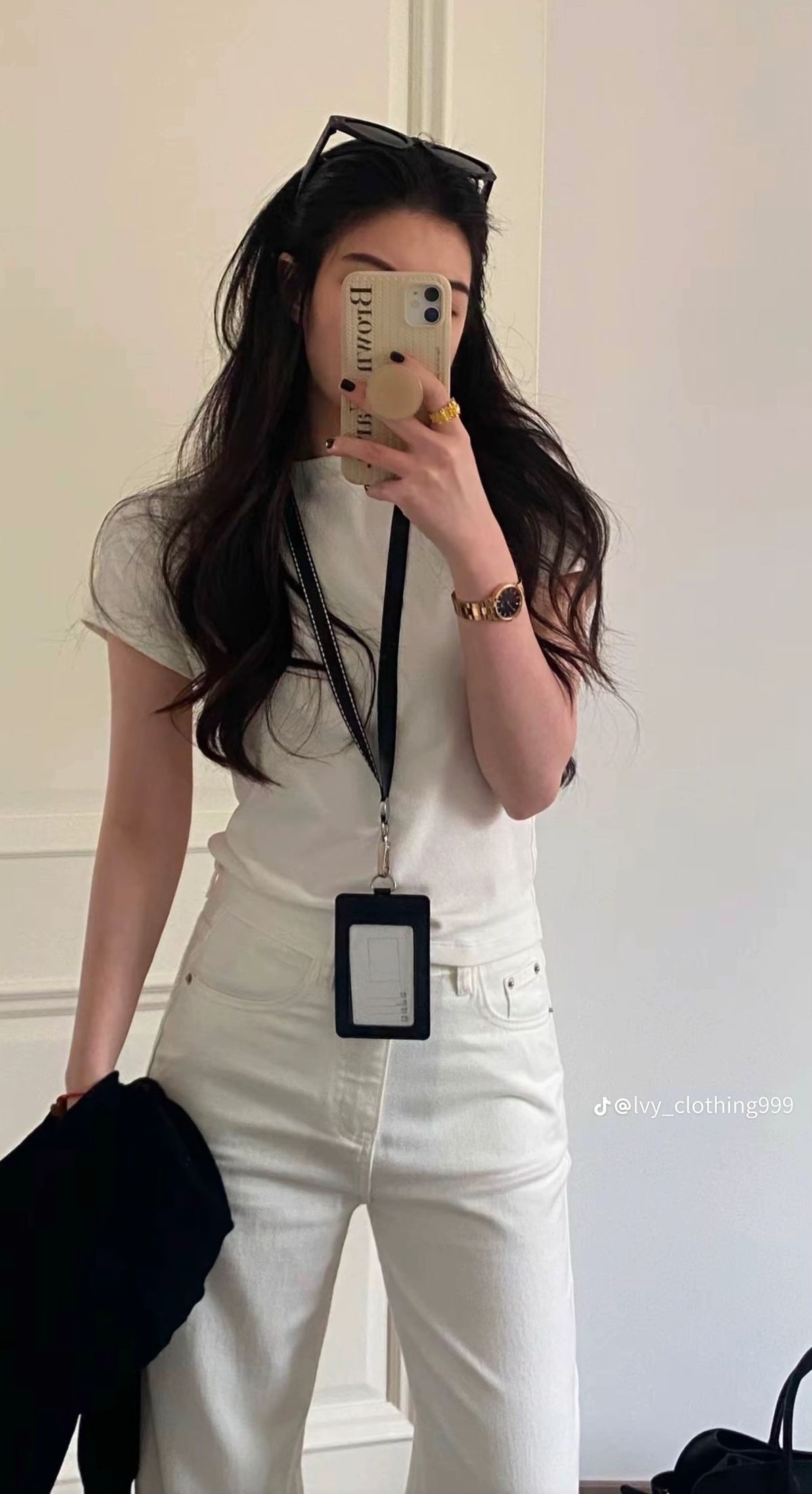 5 m&oacute;n thời trang đẹp "bất tử", n&agrave;ng n&agrave;o cũng n&ecirc;n c&oacute; trong tủ đồ- Ảnh 21.