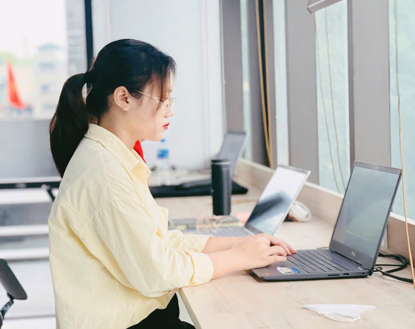 Người &aacute;p lực học tập, c&ocirc;ng việc v&agrave;o diện gi&aacute;m s&aacute;t t&acirc;m thần: Ph&ograve;ng bệnh hay nguy cơ gắn nh&atilde;n t&acirc;m l&yacute;?- Ảnh 1.