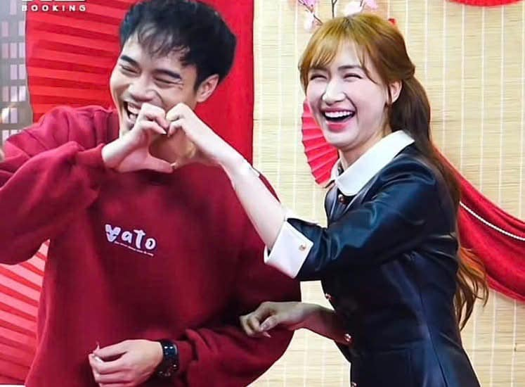 Chuyện bất thường xảy ra ở Facebook của Văn To&agrave;n sau khi Ho&agrave; Minzy c&ocirc;ng khai chồng sắp cưới- Ảnh 1.