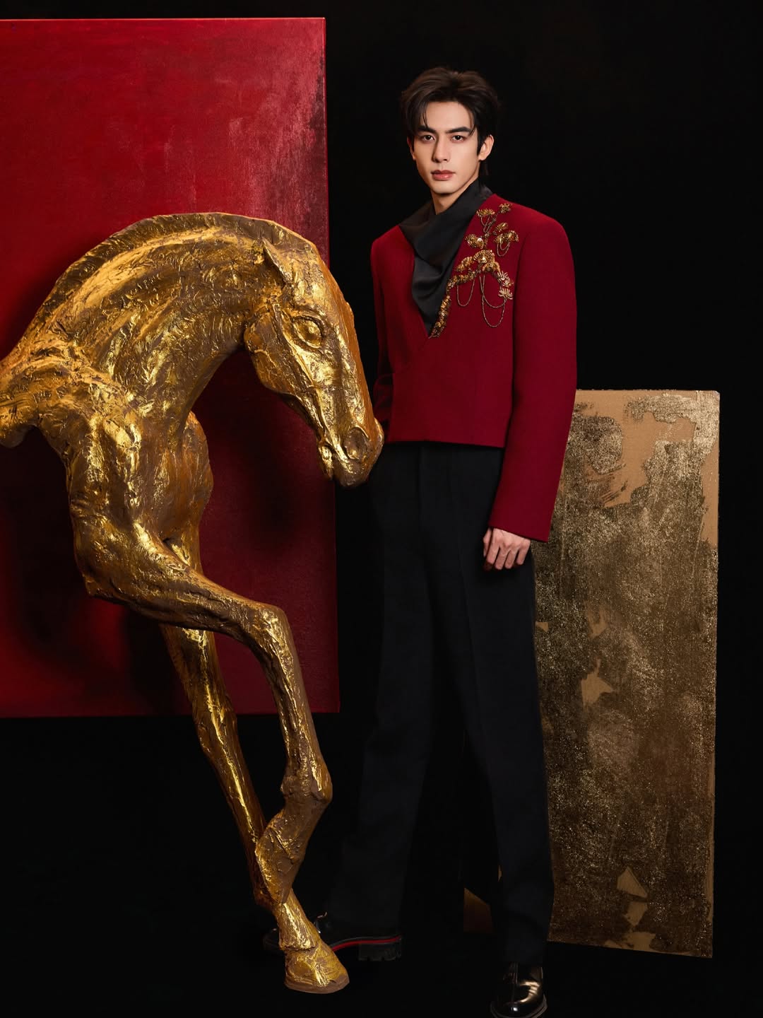 Tống Uy Long tức giận khi bị đeo bám ở sân bay- Ảnh 3. Tống Uy Long tức giận khi bị đeo bám ở sân bay- Ảnh 3.