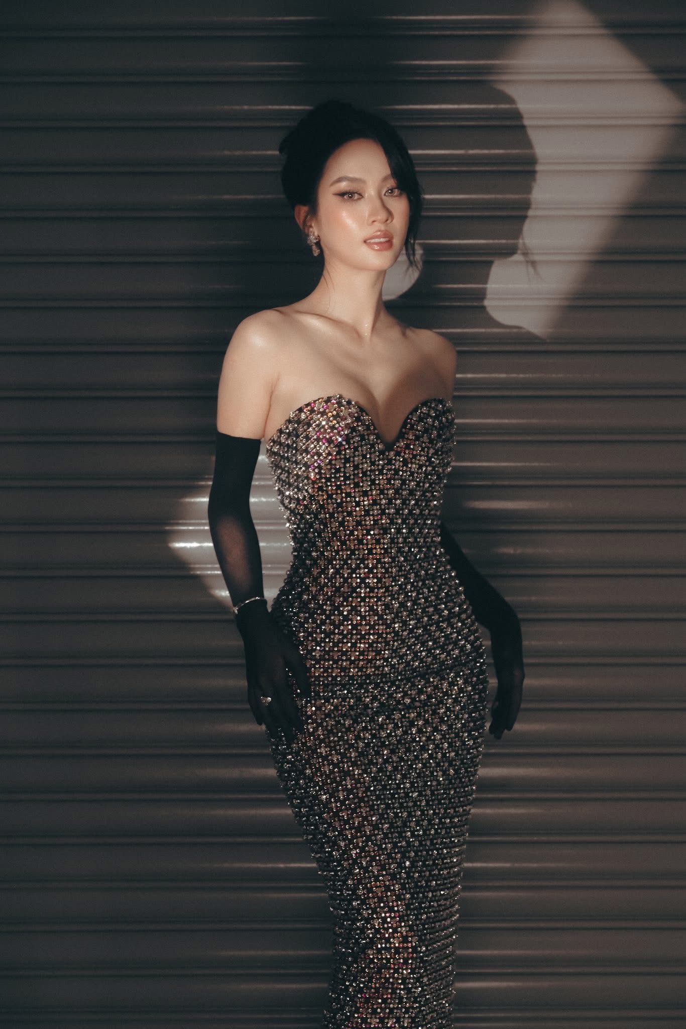 Kh&ocirc;ng v&aacute;y v&oacute;c, kh&ocirc;ng trang điểm lồng lộn, đ&acirc;y mới l&agrave; điều gi&uacute;p Vũ Thu&yacute; Quỳnh lấy thiện cảm từ c&ocirc;ng ch&uacute;ng- Ảnh 12.