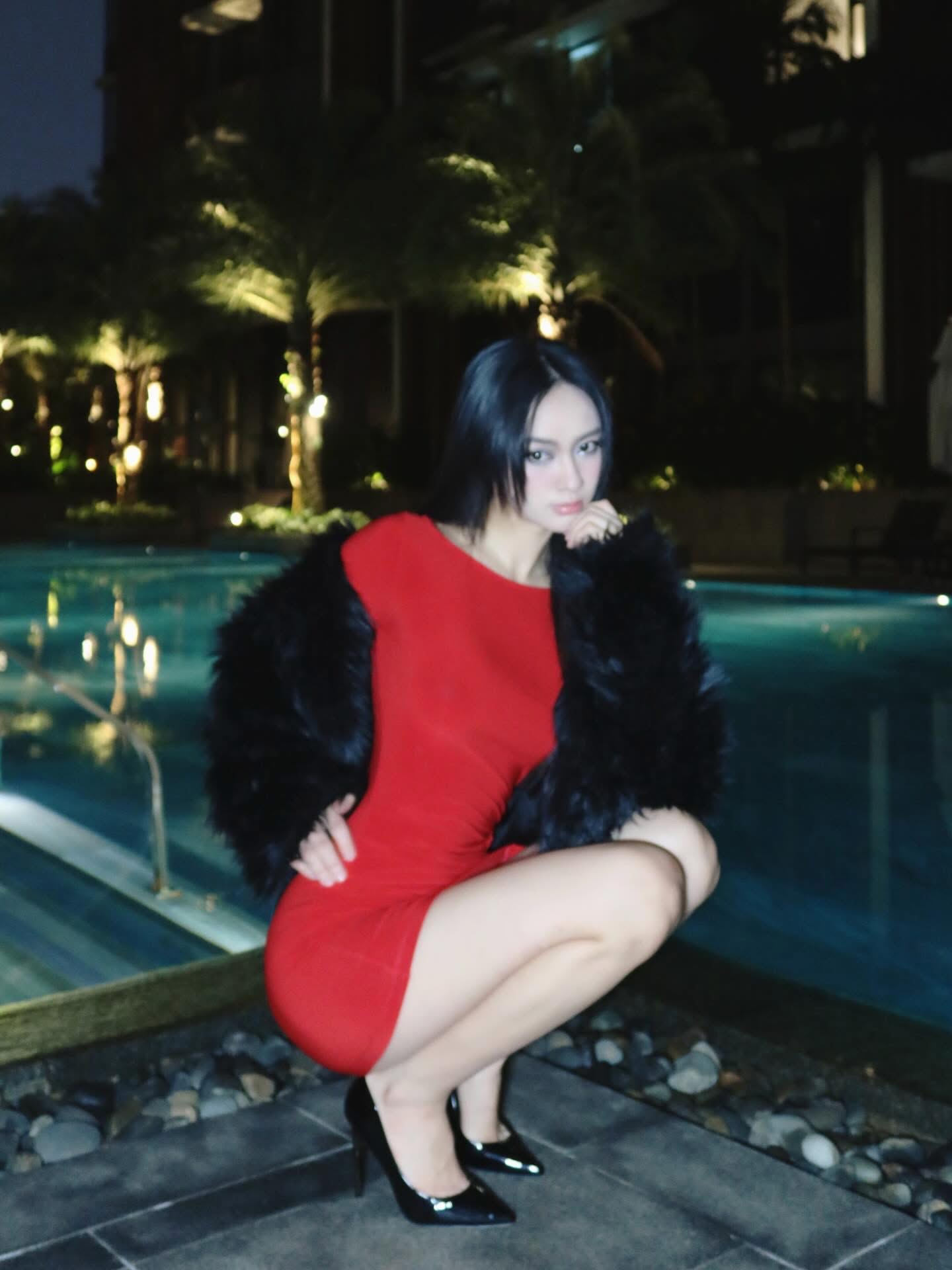 Kh&ocirc;ng v&aacute;y v&oacute;c, kh&ocirc;ng trang điểm lồng lộn, đ&acirc;y mới l&agrave; điều gi&uacute;p Vũ Thu&yacute; Quỳnh lấy thiện cảm từ c&ocirc;ng ch&uacute;ng- Ảnh 9.