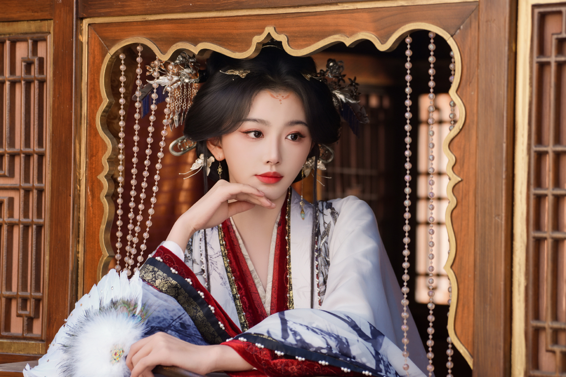 Nh&igrave;n dung nhan n&agrave;y mới hiểu v&igrave; sao 