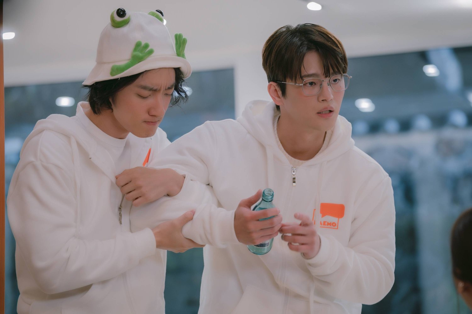 Boyfriend on Demand: D&agrave;n mỹ nam đẹp nhất H&agrave;n Quốc cũng kh&ocirc;ng g&aacute;nh nổi Jisoo (BLACKPINK)- Ảnh 6.