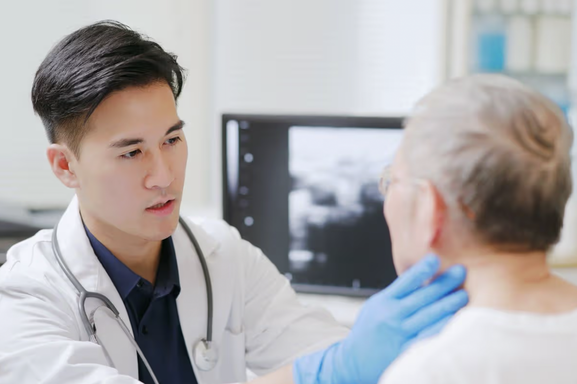 B&aacute;c sĩ cảnh b&aacute;o: 3 th&oacute;i quen đ&agrave;n &ocirc;ng phải bỏ ngay nếu kh&ocirc;ng muốn tử vong sớm- Ảnh 1.