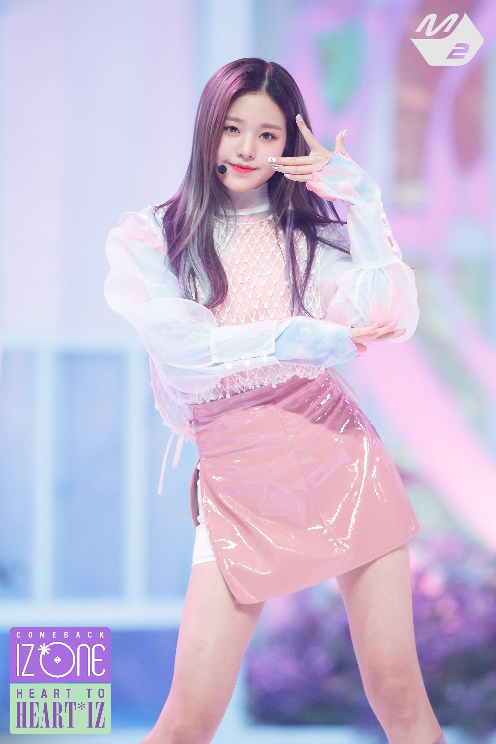 C&ocirc;ng ch&uacute;a Kpop bị gh&eacute;t nhất hiện tại: Li&ecirc;n ho&agrave;n &ldquo;phốt&rdquo; th&aacute;i độ, &aacute;m ảnh center đến căng thẳng- Ảnh 5.