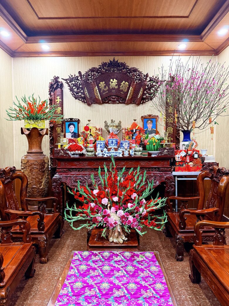 Đại &uacute;y Thăng Văn Cương chăm s&oacute;c con trai H&ograve;a Minzy trong căn biệt thự bề thế ở Bắc Ninh- Ảnh 16.