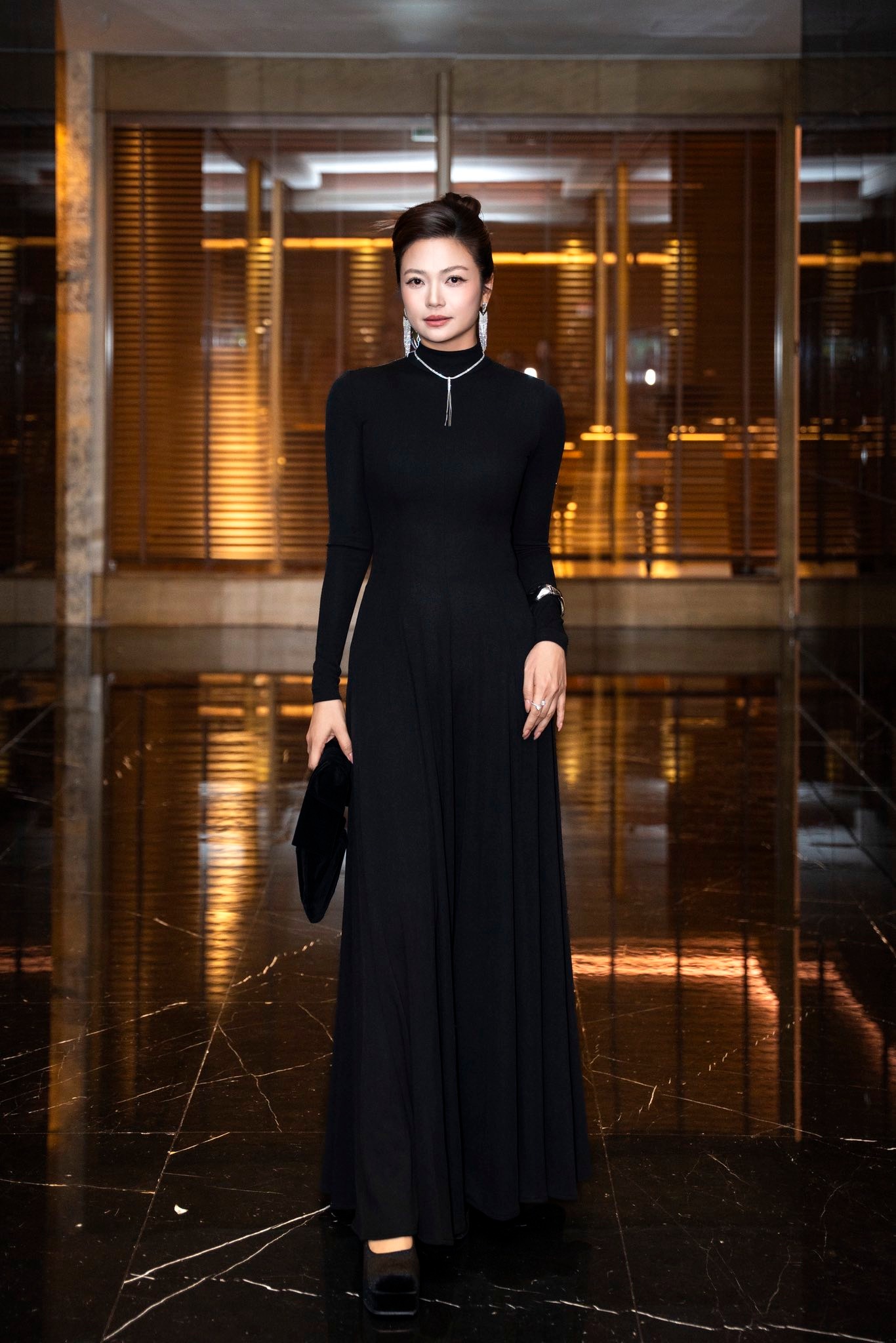 NSƯT, Đạo diễn s&acirc;n khấu rao b&aacute;n nh&agrave; 16 tỷ ở s&aacute;t Hồ T&acirc;y- Ảnh 6.