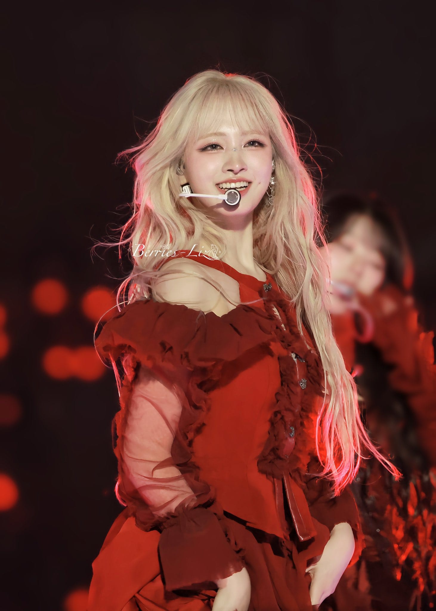 Mỹ nh&acirc;n khổ nhất showbiz: Mất 3 năm để &ldquo;vịt ho&aacute; thi&ecirc;n nga&rdquo;, đẹp đến mấy cũng kh&ocirc;ng được giật spotlight- Ảnh 7.