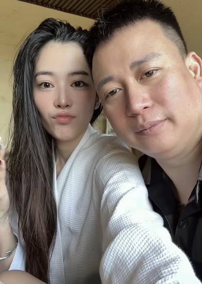 Nam Em xác nhận chia tay bạn trai sau hơn 2 năm hẹn hò- Ảnh 4. Nam Em xác nhận chia tay bạn trai sau hơn 2 năm hẹn hò- Ảnh 4.