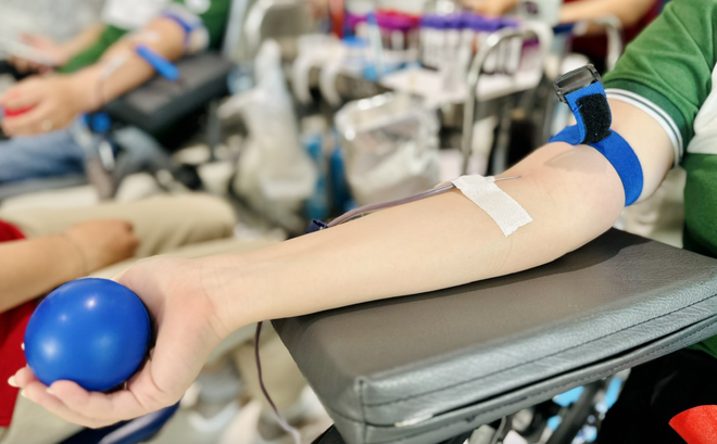 Thứ trưởng Nguyễn Tri Thức: Không có máu, bác sĩ giỏi đến đâu cũng khó cứu người- Ảnh 4. Thứ trưởng Nguyễn Tri Thức: Không có máu, bác sĩ giỏi đến đâu cũng khó cứu người- Ảnh 4.