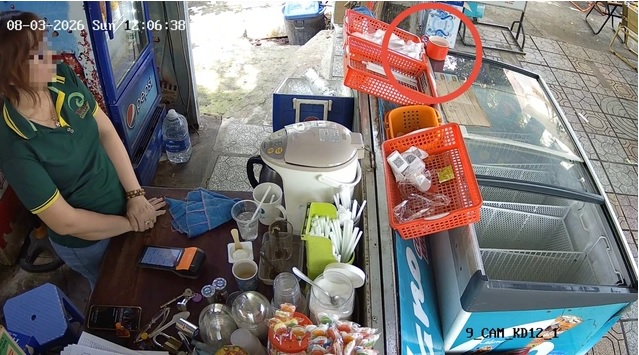 Phơi b&agrave;y sự thật vụ tố nh&acirc;n vi&ecirc;n Thảo Cầm Vi&ecirc;n S&agrave;i G&ograve;n kh&ocirc;ng cho kh&aacute;ch xin nước n&oacute;ng pha sữa cho con- Ảnh 2.