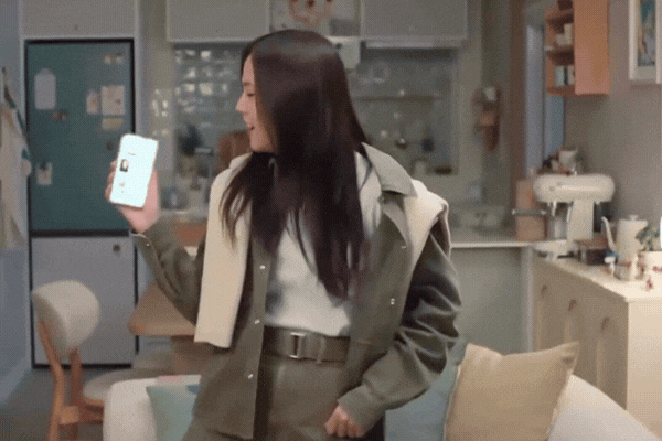 Nh&igrave;n Jisoo (BLACKPINK) diễn m&agrave; vừa xem vừa ngượng: &ldquo;Chu&ocirc;ng xe đạp&rdquo; kh&ocirc;ng cần thoại mới đỉnh, kh&oacute; lắm mới đơ được vậy- Ảnh 2.