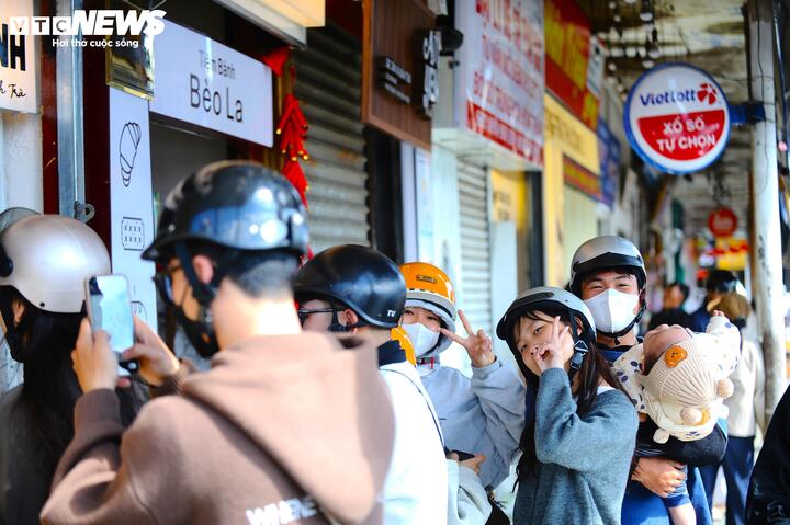 Cận cảnh biệt thự, khu nh&agrave; đất "v&agrave;ng" bỏ hoang, l&atilde;ng ph&iacute; ở &ETH;&agrave; Lạt- Ảnh 12.