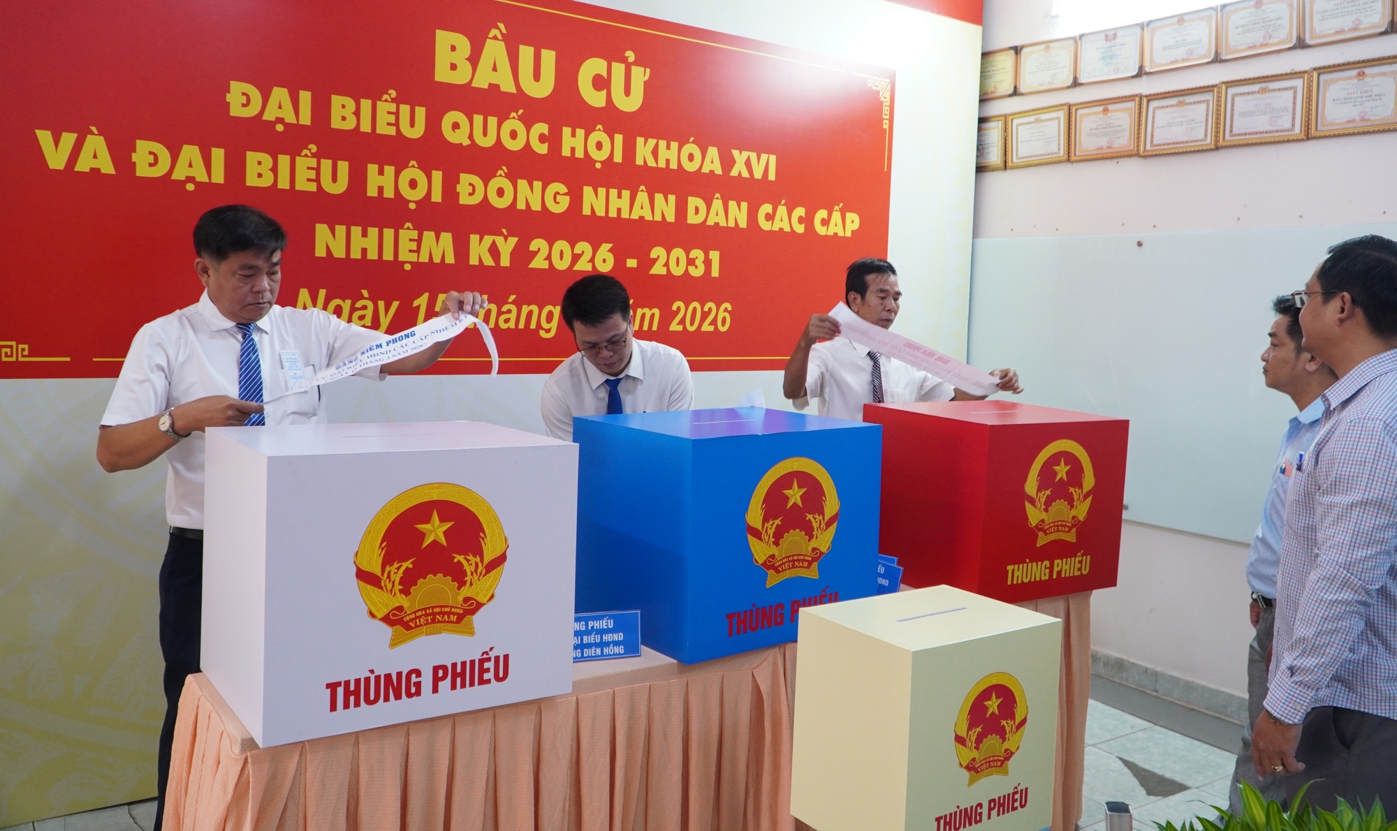 Cử tri đi bầu cử cần lưu &yacute; những g&igrave;?- Ảnh 1.