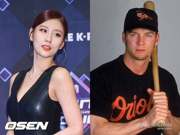 Nữ ca sĩ xinh đẹp hẹn h&ograve; cầu thủ U70 đ&aacute;ng tuổi bố, chỉ hơn mẹ c&ocirc; 4 tuổi g&acirc;y ch&uacute; &yacute;- Ảnh 1.