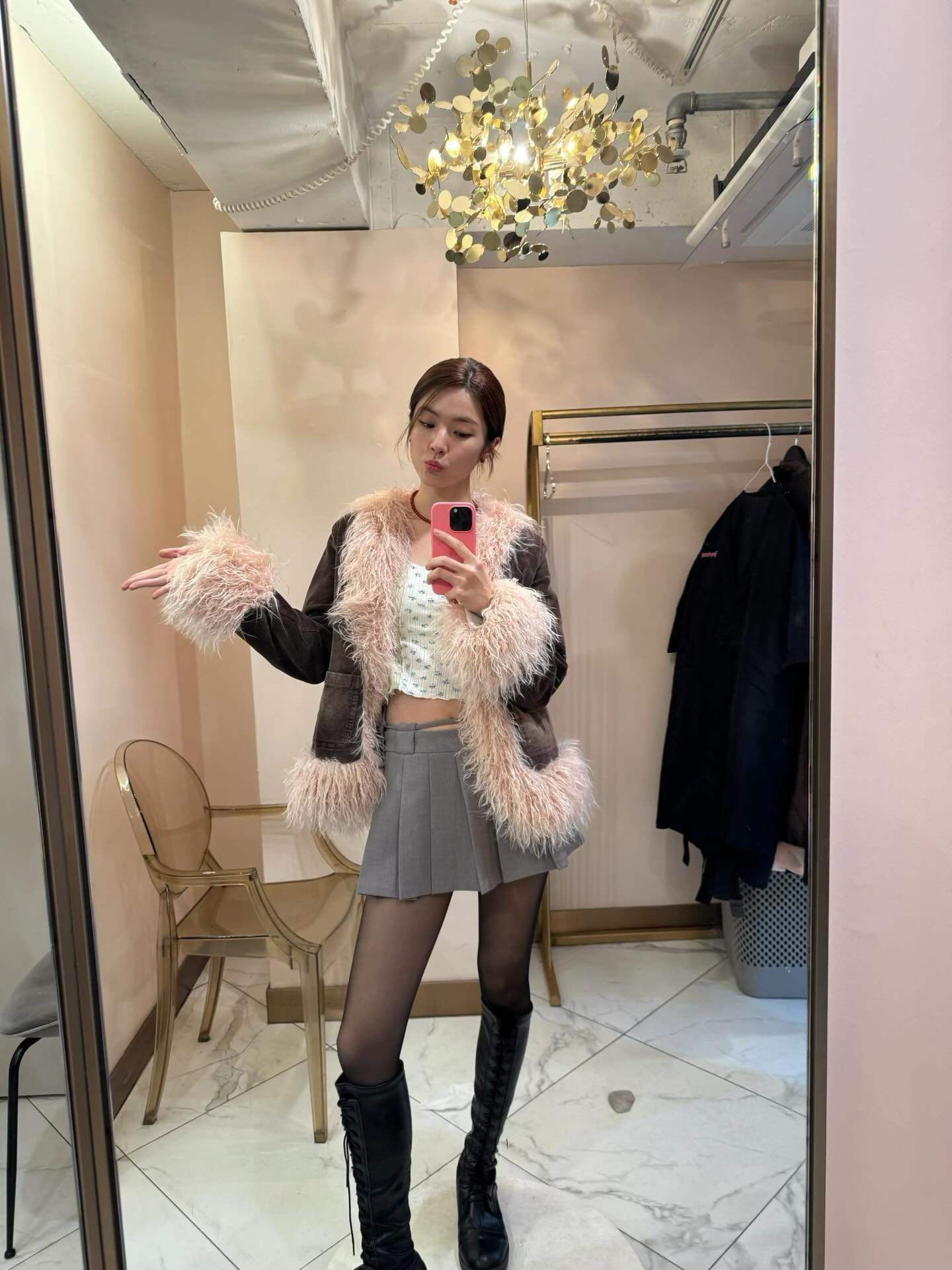 Nữ phụ khiến Jisoo bớt hot v&igrave; m&agrave;n "lột x&aacute;c" th&agrave;nh tiểu thư qu&aacute; đỉnh- Ảnh 12.