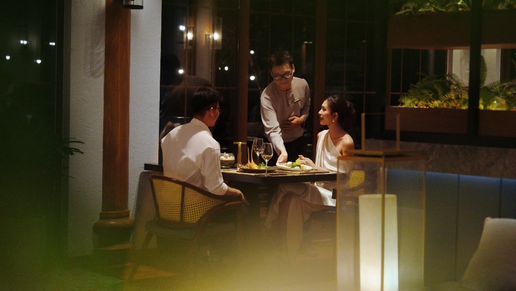 Bếp trưởng t&agrave;i năng khai mở h&agrave;nh tr&igrave;nh n&acirc;ng tầm ẩm thực tại Radisson Blu Resort Cam Ranh- Ảnh 2.