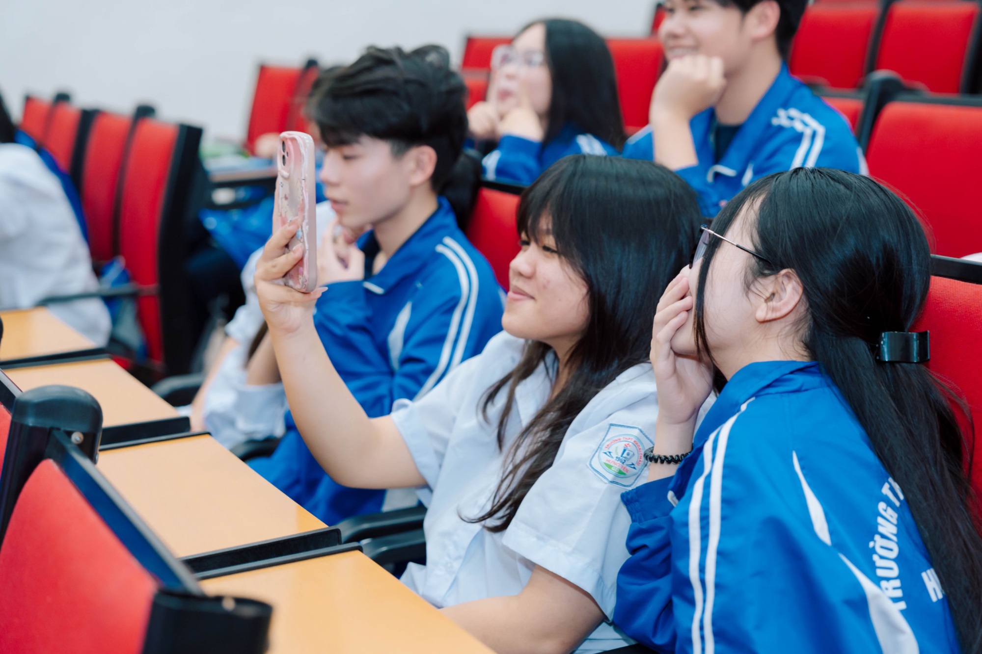 Học sinh Hưng Yên háo hức với “Vũ đài trí tuệ – High School Battle”- Ảnh 3. Học sinh Hưng Yên háo hức với “Vũ đài trí tuệ – High School Battle”- Ảnh 3.