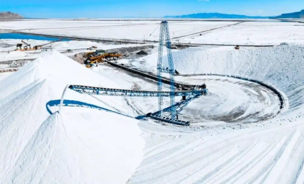 Ph&aacute;t hiện mỏ lithium trữ lượng hơn 43 triệu tấn, c&oacute; thể l&agrave;m rung chuyển ng&agrave;nh xe điện to&agrave;n cầu- Ảnh 1.