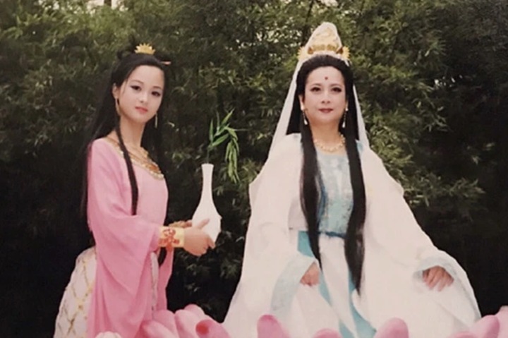 Ti&ecirc;n nữ đứng cạnh Bồ T&aacute;t phim "T&acirc;y du k&yacute;": Sự nghiệp lừng lẫy, U50 vẫn trẻ đẹp- Ảnh 1.