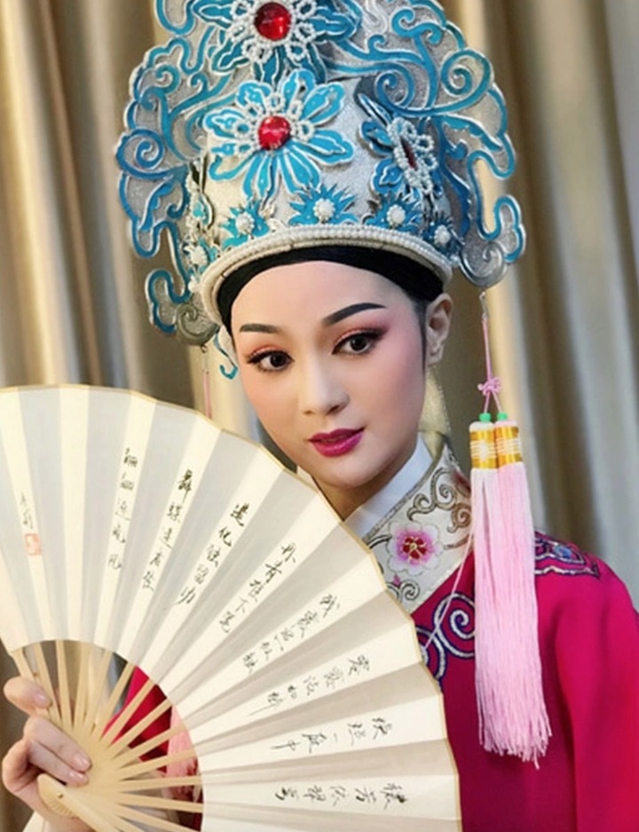 Ti&ecirc;n nữ đứng cạnh Bồ T&aacute;t phim "T&acirc;y du k&yacute;": Sự nghiệp lừng lẫy, U50 vẫn trẻ đẹp- Ảnh 2.