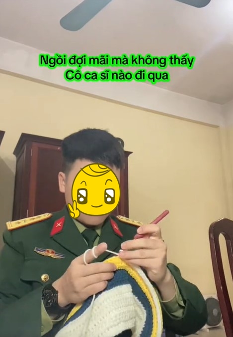 H&ograve;a Minzy mai mối "trợ l&yacute; lương 50-100 triệu/th&aacute;ng" cho một ch&uacute; bộ đội hot tr&ecirc;n TikTok: Phản ứng đ&agrave;ng trai ra sao?- Ảnh 1.