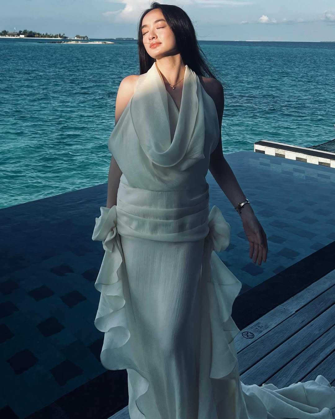 Mỹ nh&acirc;n chỉ cao 1m50 nhưng mặc đẹp kh&ocirc;ng trượt ph&aacute;t n&agrave;o, xuất hiện ở đ&acirc;u th&igrave; nơi đ&oacute; l&agrave; Paris Fashion Week- Ảnh 15.