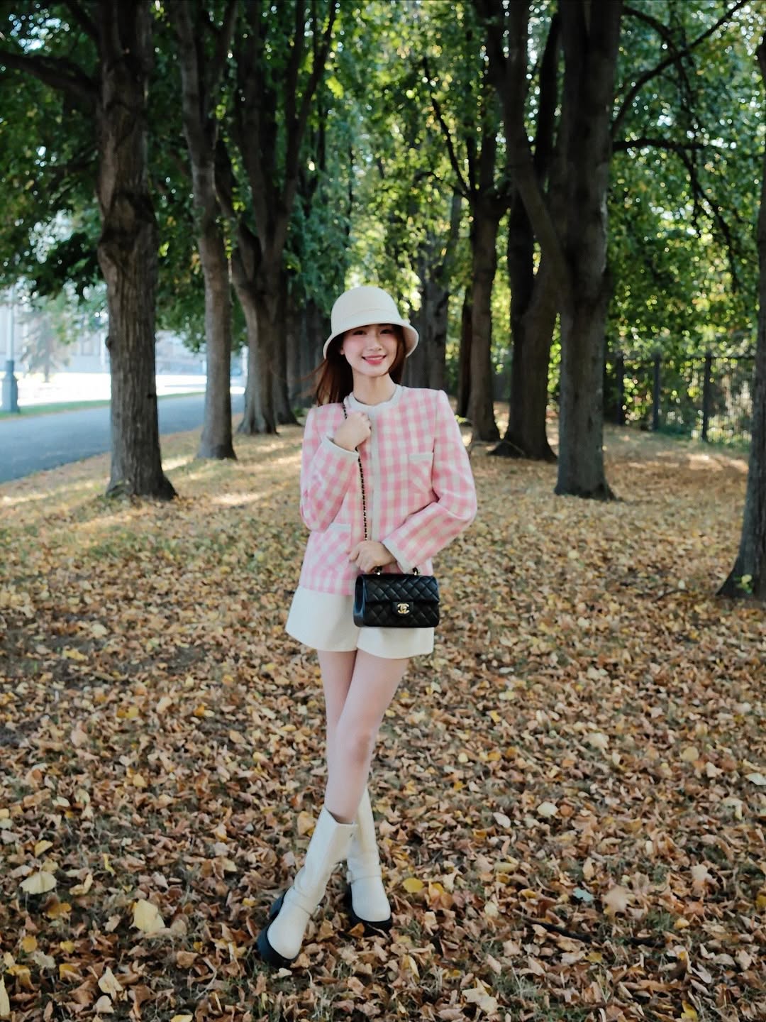 H&ograve;a Minzy: U35 đ&atilde; qua sinh nở nhưng nhan sắc v&agrave; style vẫn cứ xịn như &ldquo;s&aacute;ch mẫu&rdquo;- Ảnh 4.