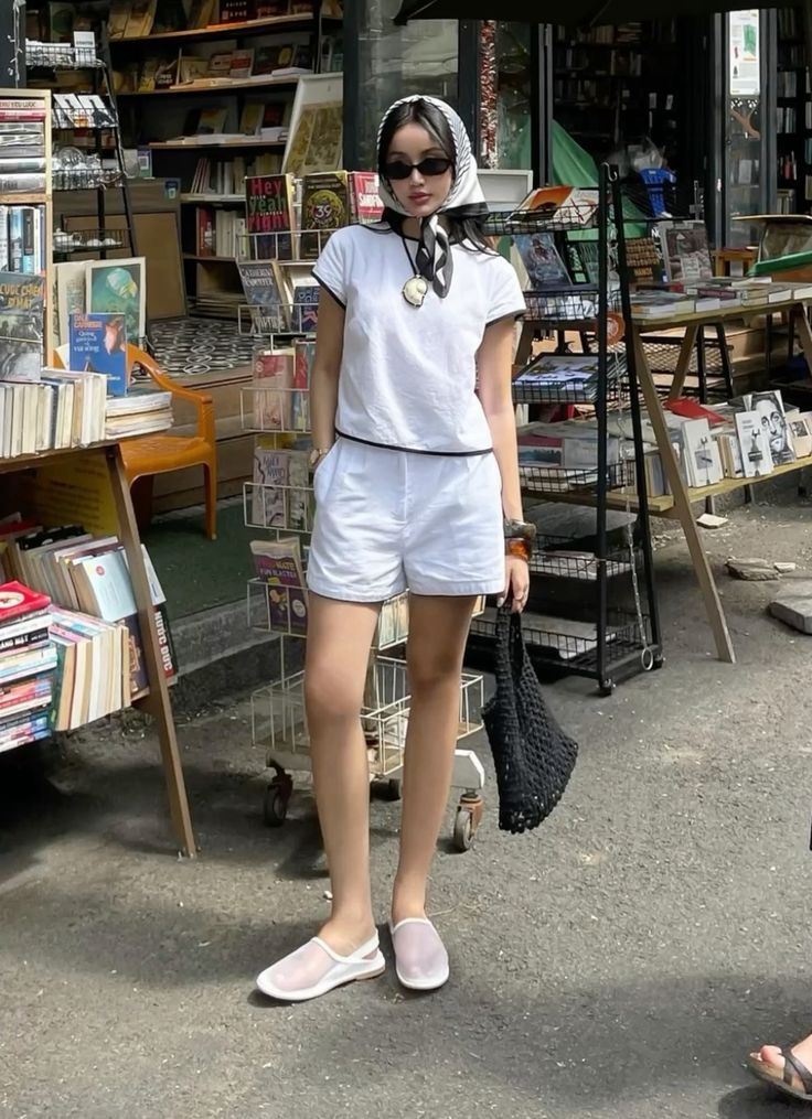 4 mẫu gi&agrave;y d&eacute;p đ&aacute;ng sắm nhất m&ugrave;a h&egrave; 2026, phối với quần jeans hay ch&acirc;n v&aacute;y đều xứng đ&ocirc;i- Ảnh 3.